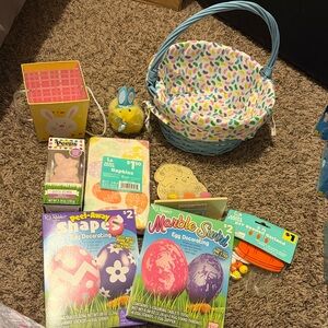 Blue Easter Basket with Multicolor Liner - Kids Toys